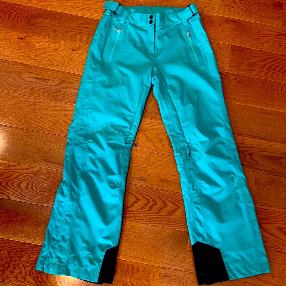 Like new! Obermeyer Ski/snowboarding pants!